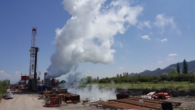 Manisa Alaşehir’de seralar, Salihli’de konutlar jeotermal ile ısıtılacak