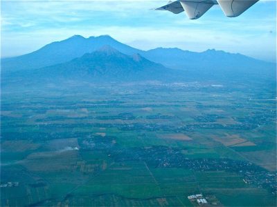 Endonezya, devam eden tarife müzakereleri nedeniyle jeotermal saha ihalelerini erteledi