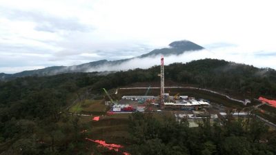 Hidro ve jeotermal, 2028 yılına kadar Endonezya’nın yenilenebilir enerji karışımına hükmedecek