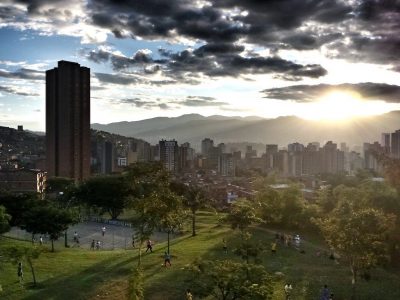 Kolombiya, “Jeotermal Bilgi için Coğrafi Standart” ı yayınladı