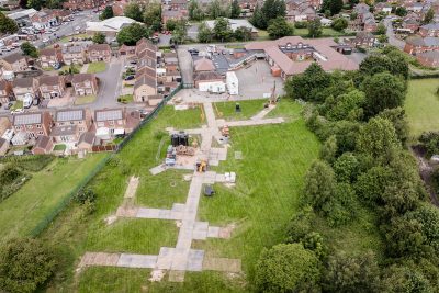  İngiltere’nin Güney Yorkshire bölgesindeki ilkokulda yer kaynaklı ısı pompası kurulumu tamamlandı