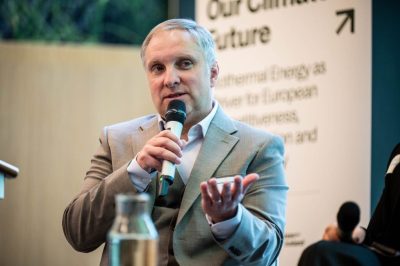 İzlanda, jeotermal rekabet gücünü artırmak için politika geliştirme girişimini başlattı